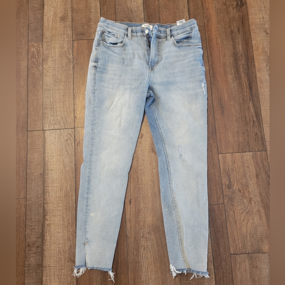 Kensie High Rise Skinny Light Blue Distressed Jeans